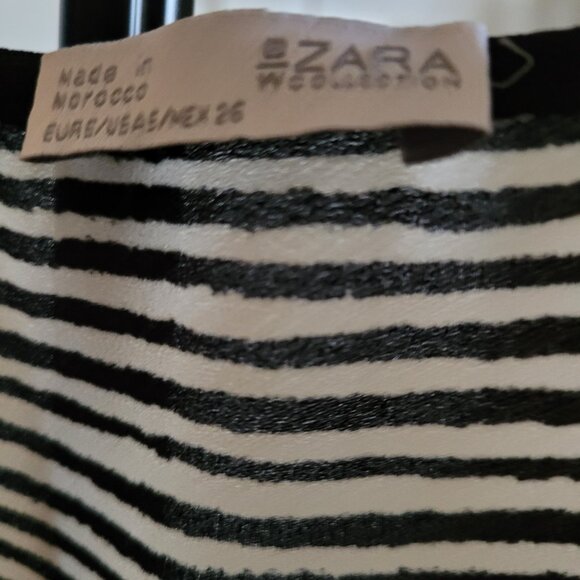 Zara Zebra Pattern Cropped Cold Shoulder Summer Top Size Small - Picture 6 of 6